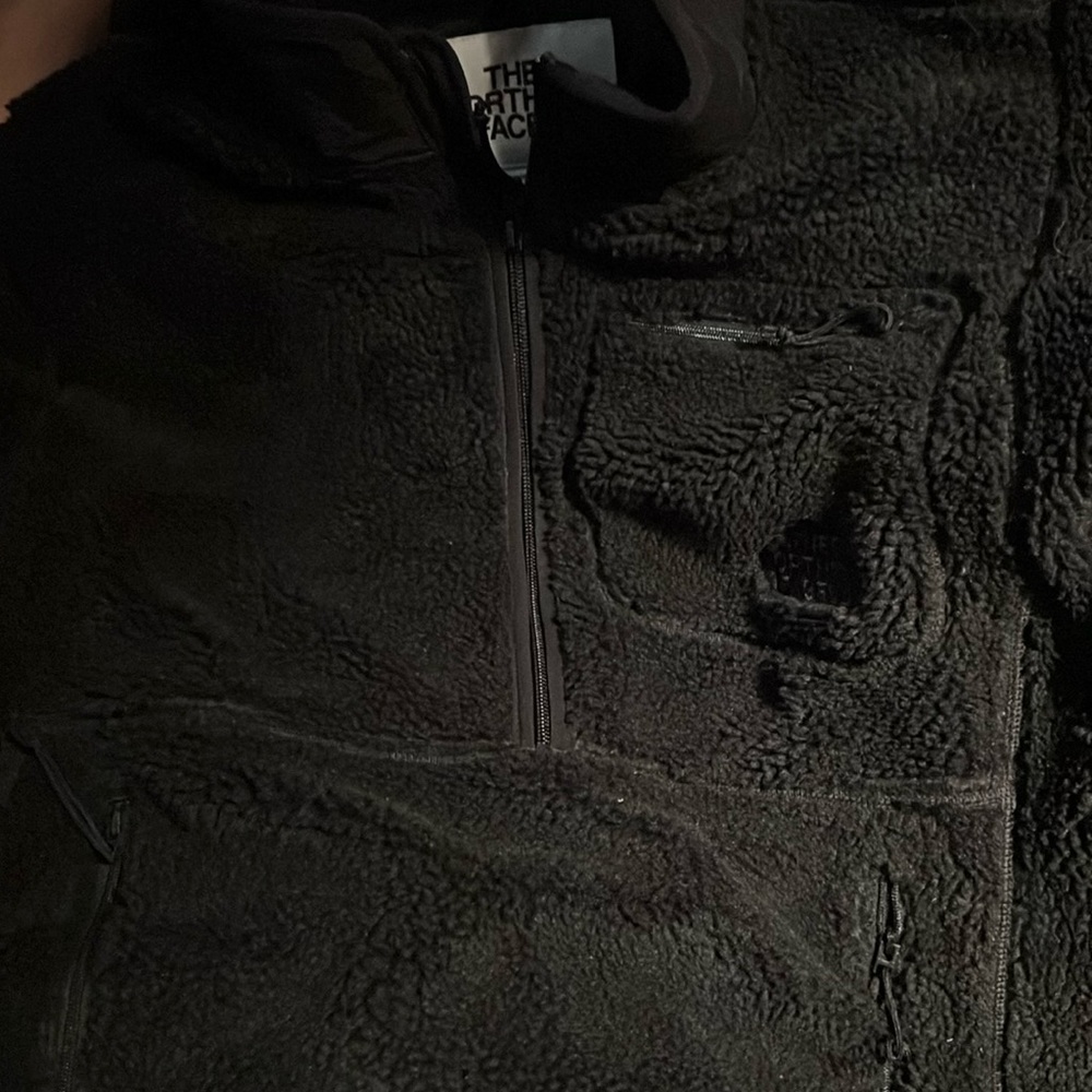 The North face pullover!